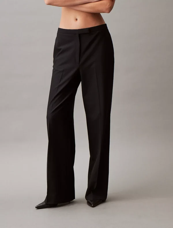 Refined Stretch Wide Leg Trouser
