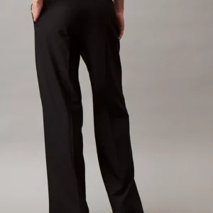 Refined Stretch Wide Leg Trouser