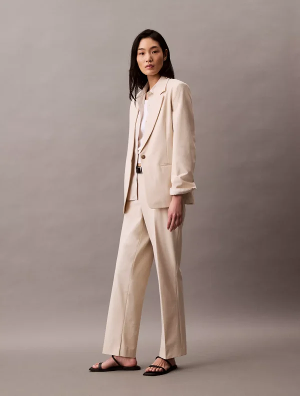 Refined Stretch Tapered Trouser