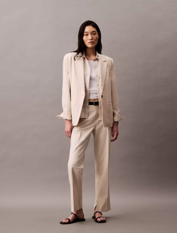Refined Stretch Tapered Trouser