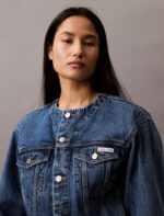 Cropped Denim Trucker Jacket