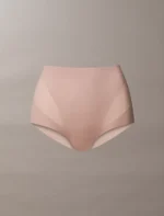 Stay-Put Stretch Brief